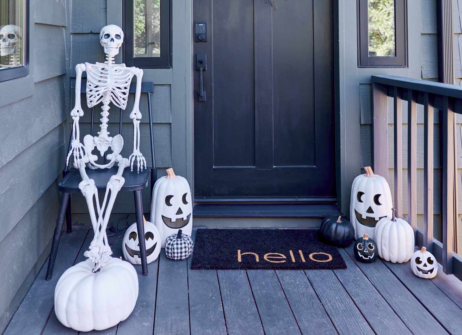 Gemmy Sale Store -Gemmy Sale Store DesignbyEmilyHenderson PhotobySaraLigorria Tramp Halloween 2020 6copy 0e5d49ac73cf453383bea191c2af210d